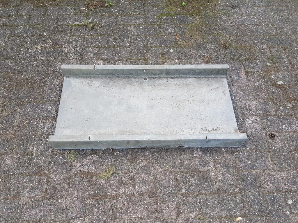 U-elementen/u-wegen beton - afscheiding - keerwanden, Ophalen, Zo goed als nieuw