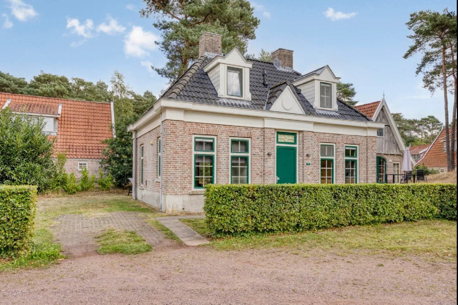 Te koop of te Ruil tegen vakantiewoning in NL of buitenland, In bos, Zwembad, 2 slaapkamers, 4 personen