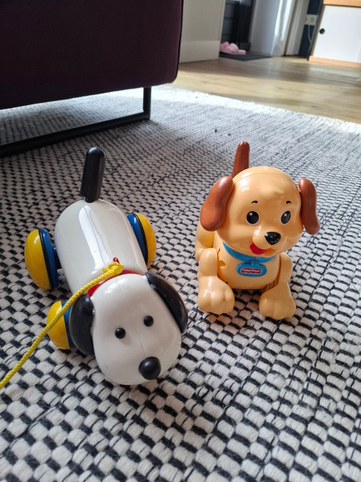 Leuke hondjes om mee te spelen, Ophalen of Verzenden, Gebruikt, Overige typen, Met geluid