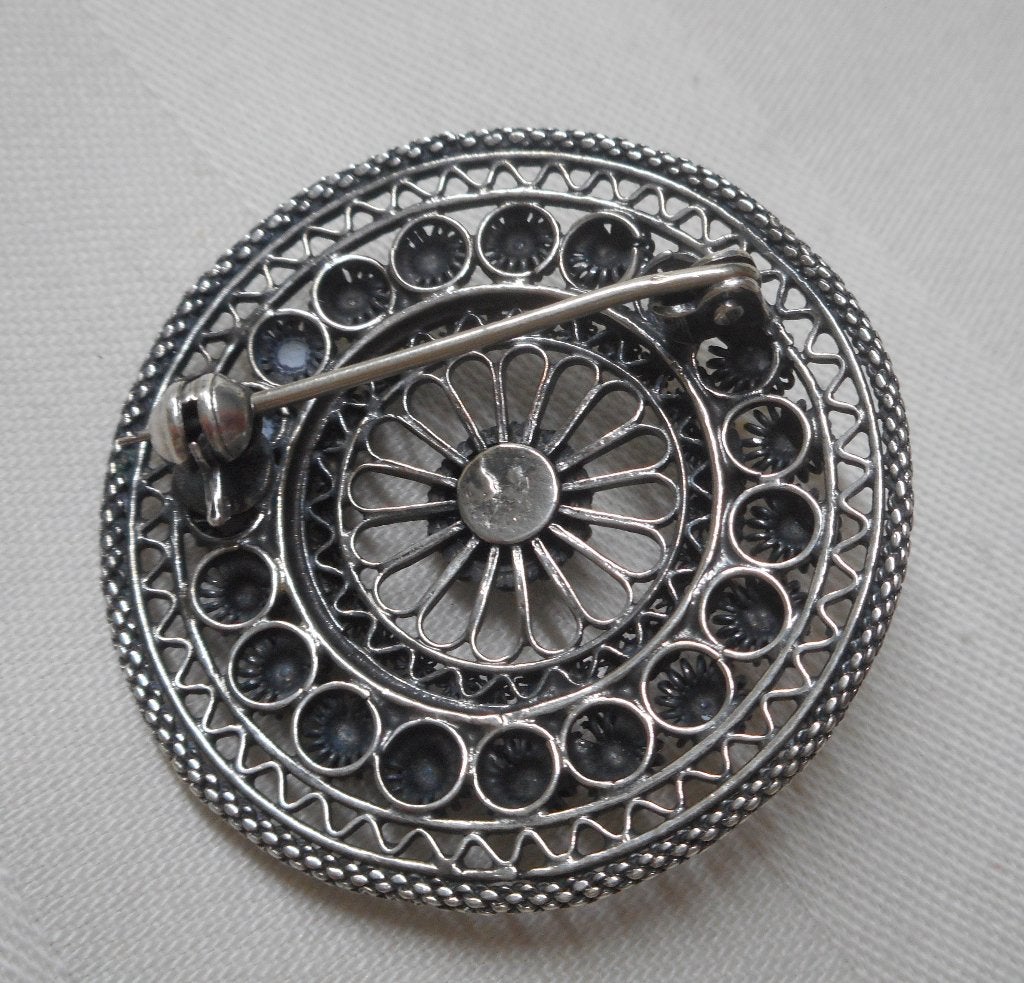 Zilveren Zeeuwse knop broche nr.585, Verzenden, Minder dan 4 cm, Zo goed als nieuw, Zilver