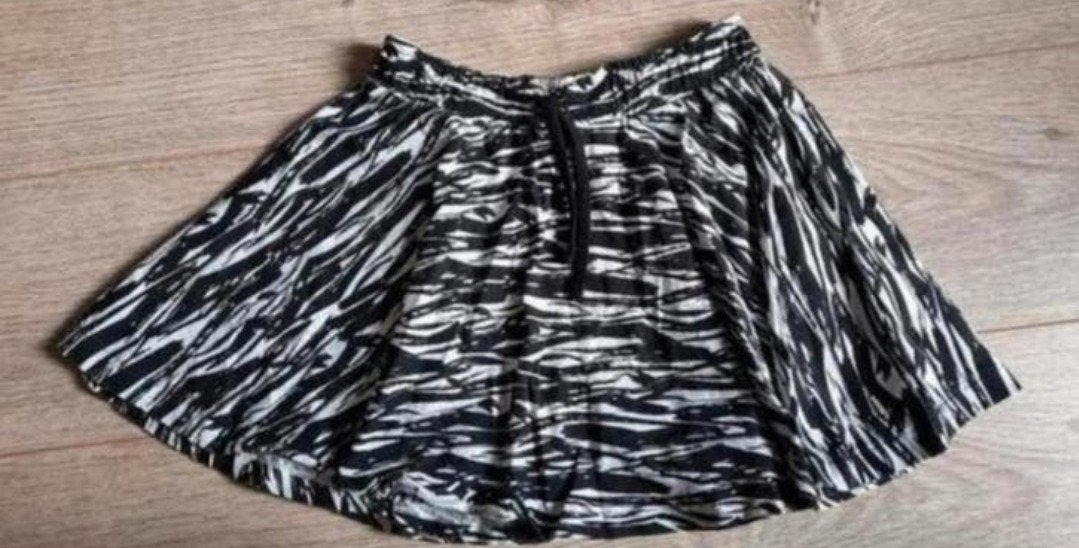 Name it rokje maat 134
Verstelbaar.
Kijk ook eens bij mijn a, Kinderen en Baby's, Ophalen of Verzenden, Zo goed als nieuw, Meisje