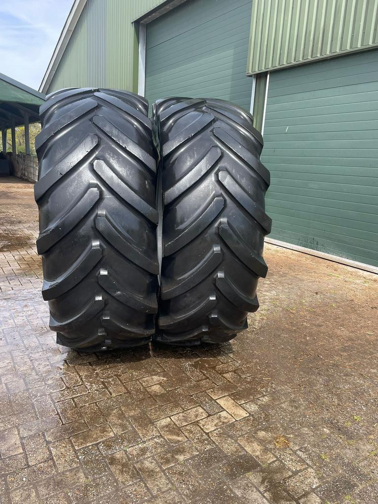 650/75R38 met Case velgen, Ophalen
