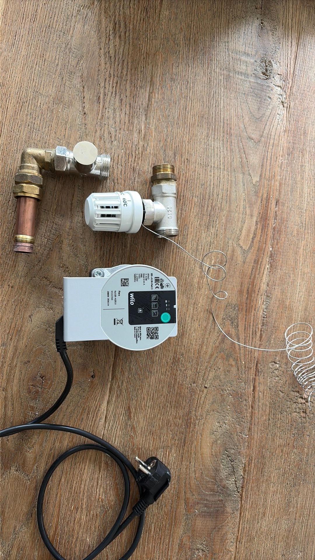 Wilo Para hoogrendements pomp vloerverwarming, Doe-het-zelf en Verbouw, Verwarming en Radiatoren, Gebruikt, Minder dan 30 cm, Hoog rendement (Hr)