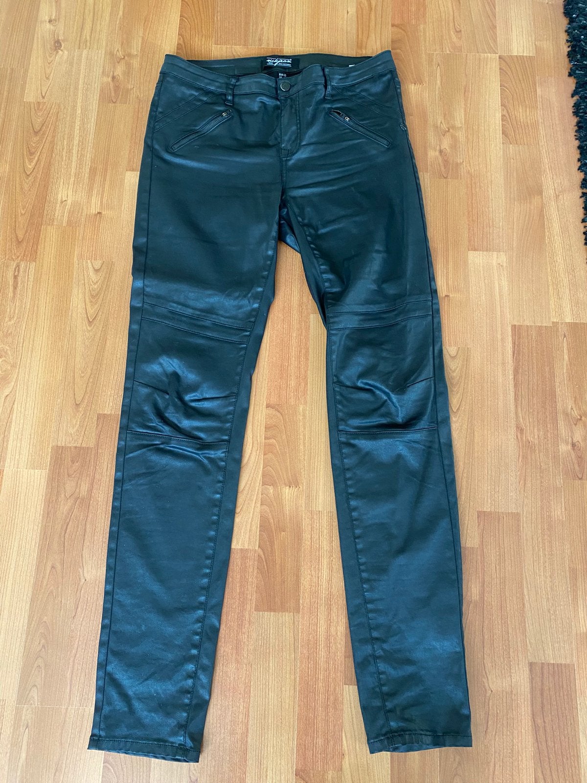 Leather look nickjean, Ophalen of Verzenden, Zo goed als nieuw, Zwart, W30 - W32 (confectie 38/40)