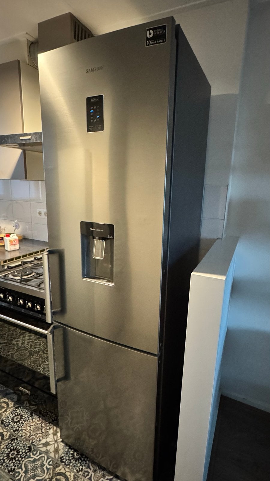 Nette Samsung RB37J5925SS Koel-vriescombinatie, Ophalen, 200 liter of meer, 60 cm of meer, Met aparte vriezer