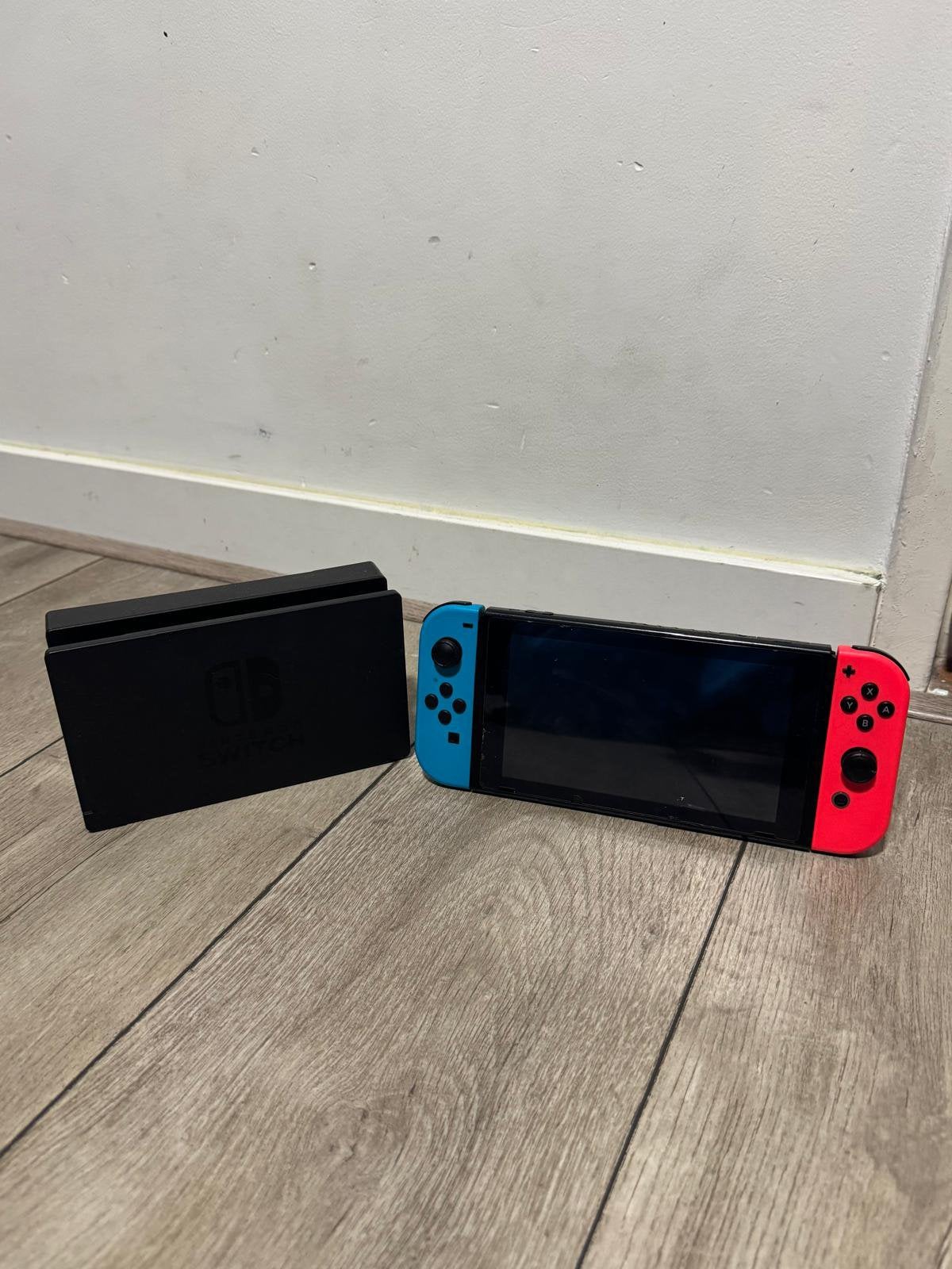 Nintendo Switch, Ophalen, Met games, Zo goed als nieuw, Switch Original