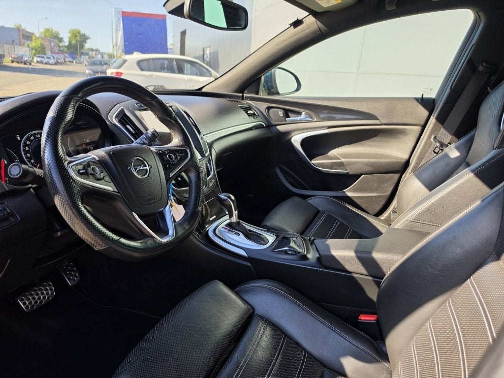 Opel Insignia Sports Tourer 2.0 T Cosmo 4x4 Ecc/Carplay 251p, 1998 cc, Gebruikt, Euro 6, 4 cilinders