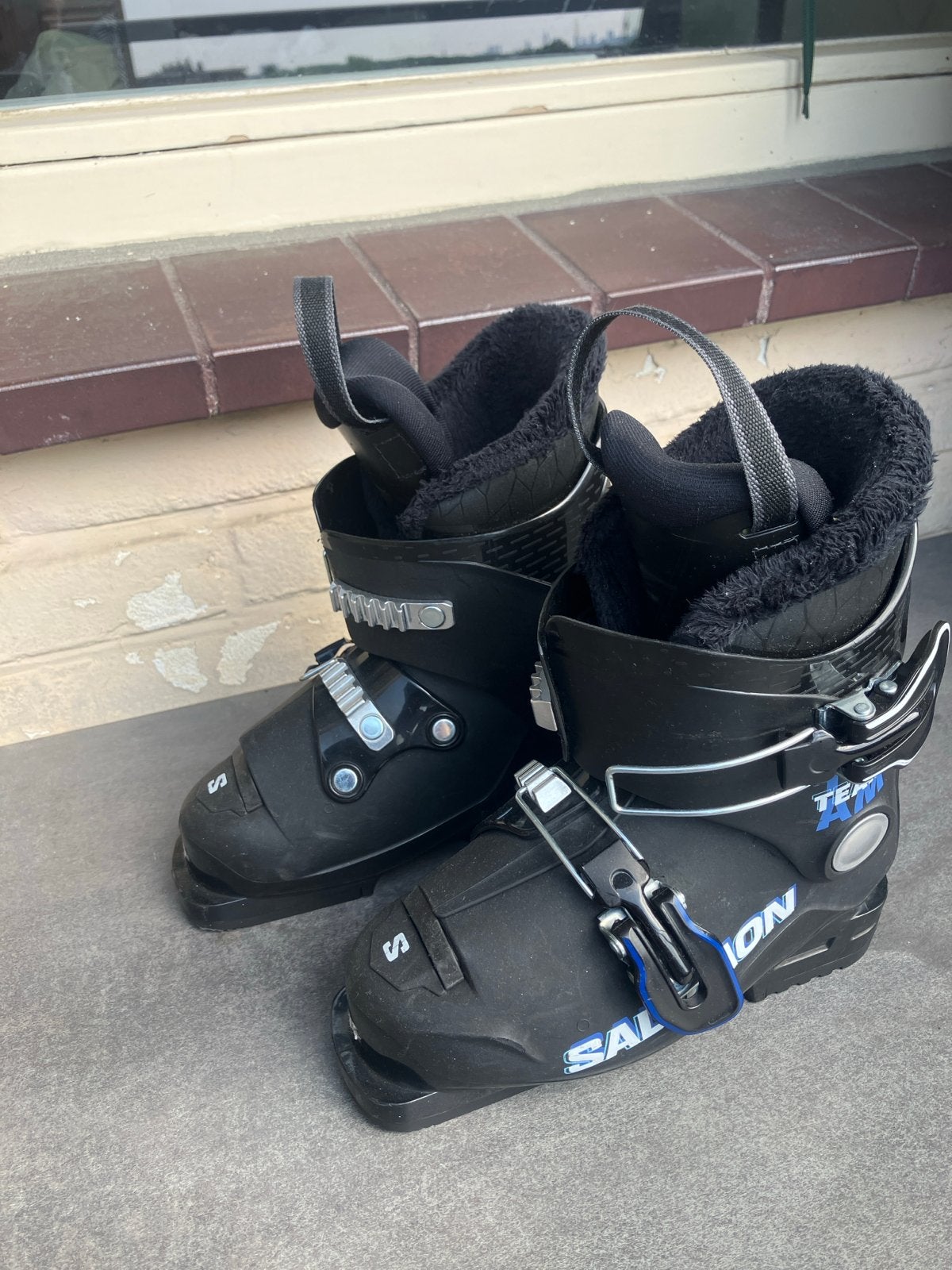 Salomon Team T3 Skischoenen - Zwart, Maat 22.5, Ophalen, Gebruikt, 100 tot 140 cm, Schoenen