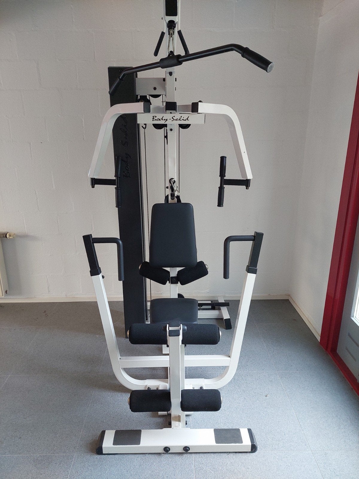 Body-Solid Krachtstation - Compleet voor thuisgym, Ophalen, Krachtstation, Benen, Zo goed als nieuw