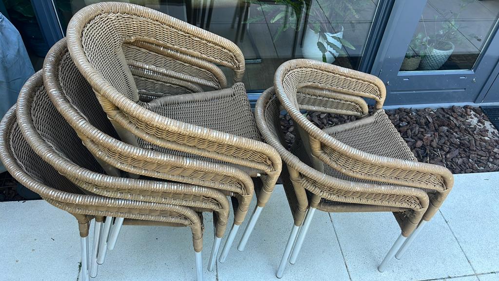 6 stapelbare stoelen, Huis en Inrichting, Stoelen, Ophalen, Zo goed als nieuw, Vijf, Zes of meer stoelen