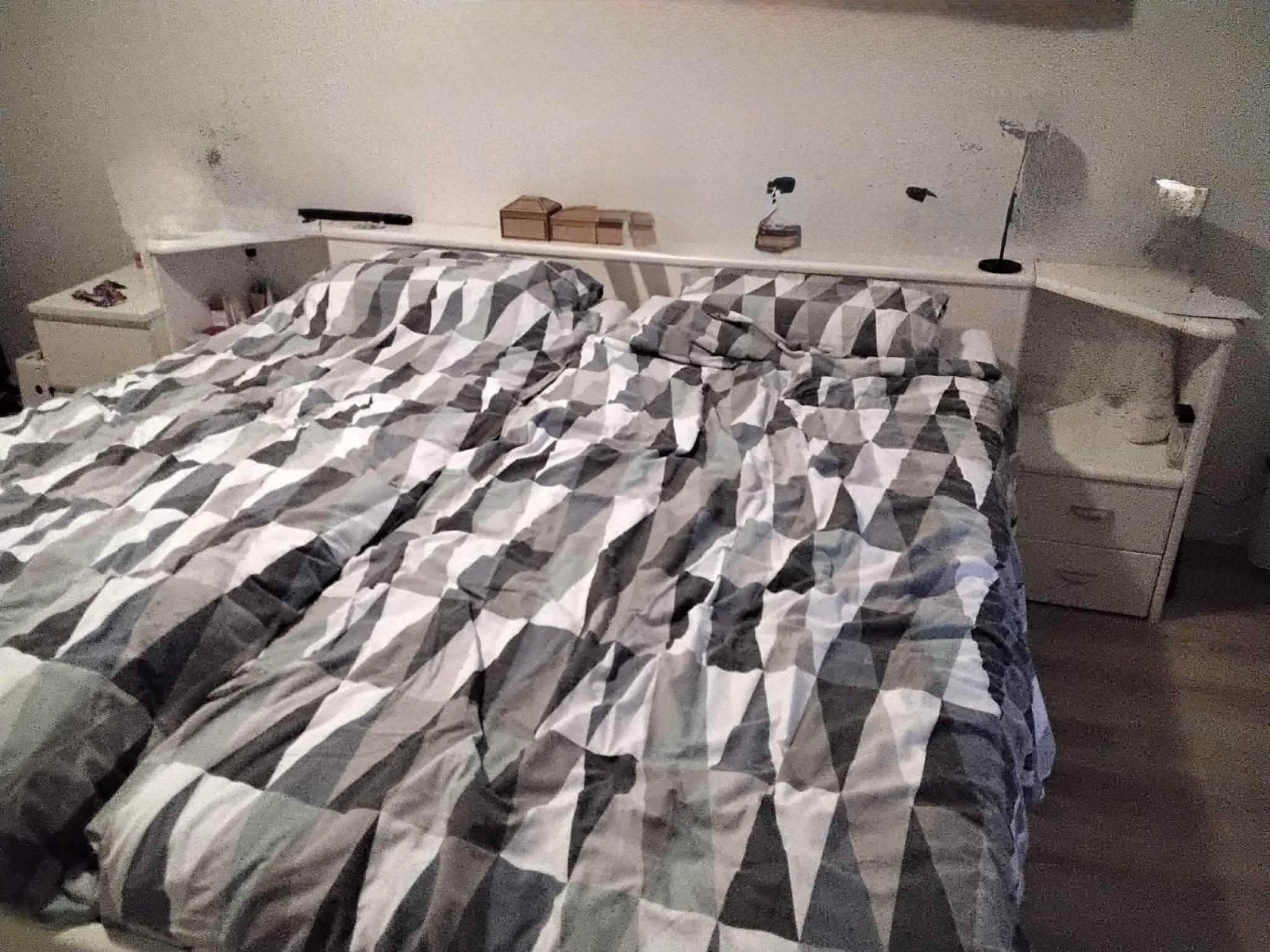 Gratis 2-persoonsbed 1.80x2.00m met M-line matrassen, Gebruikt, Wit, Tweepersoons, Ophalen of Verzenden