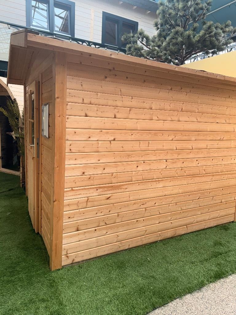 Buitensauna Bosse 1 | Showroommodel, Ophalen, Zo goed als nieuw, Fins of Traditioneel, Complete sauna