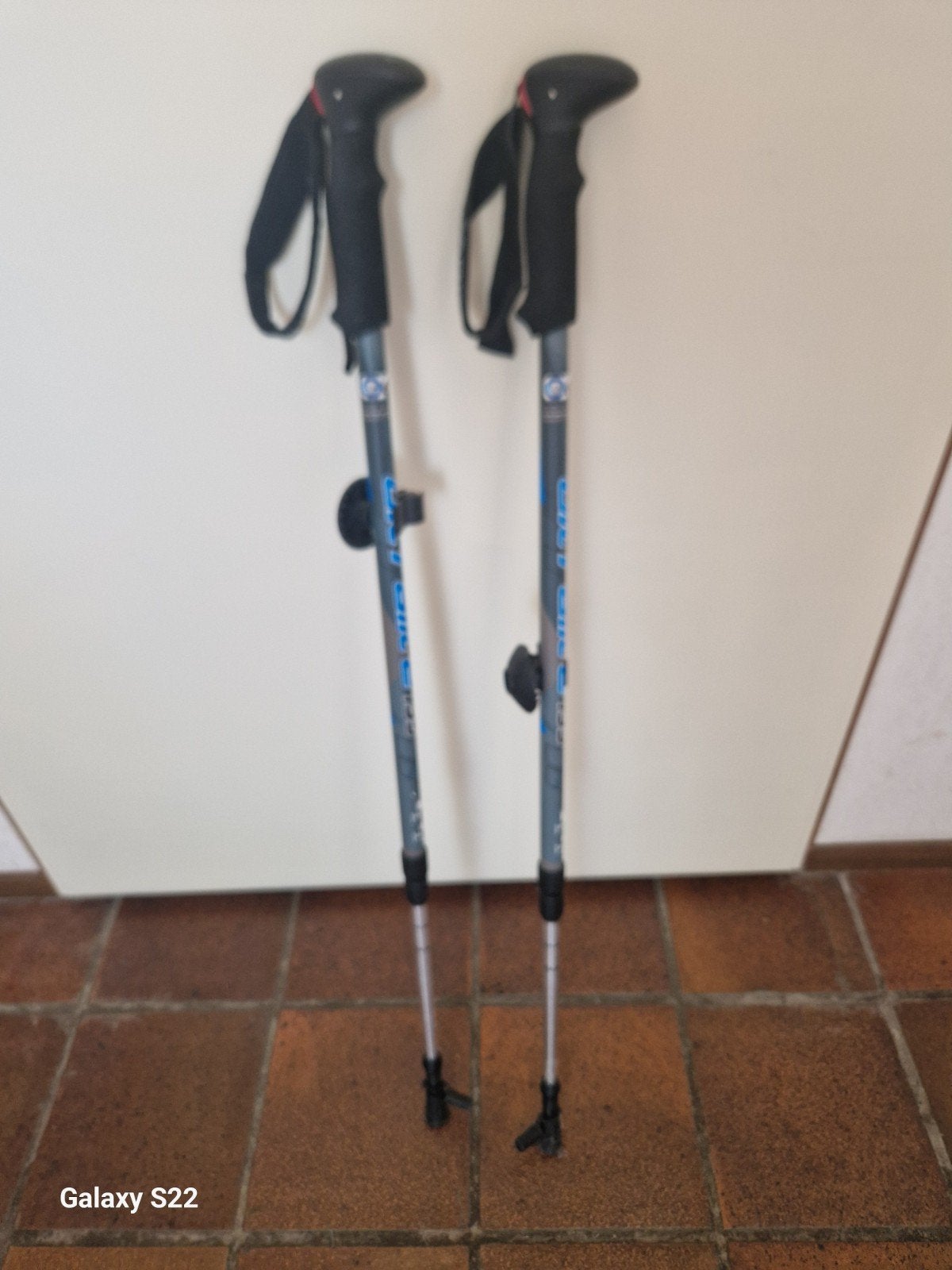 Crivit Ultralite 135 Aluminium Wandelstokken - Zo goed als n, Ophalen, Zo goed als nieuw, Wandelstok