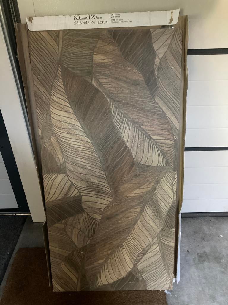 Te koop wand/decoratie tegel, Ophalen, Steen/keramiek, Zo goed als nieuw, Bruin