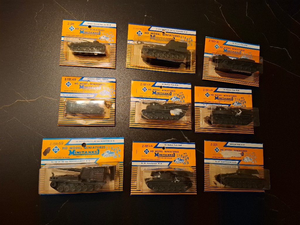 Set met 9 nieuwe ROCO HO modellen van militaire voertuigen, Overige merken, Verzenden, Nieuw, Tank