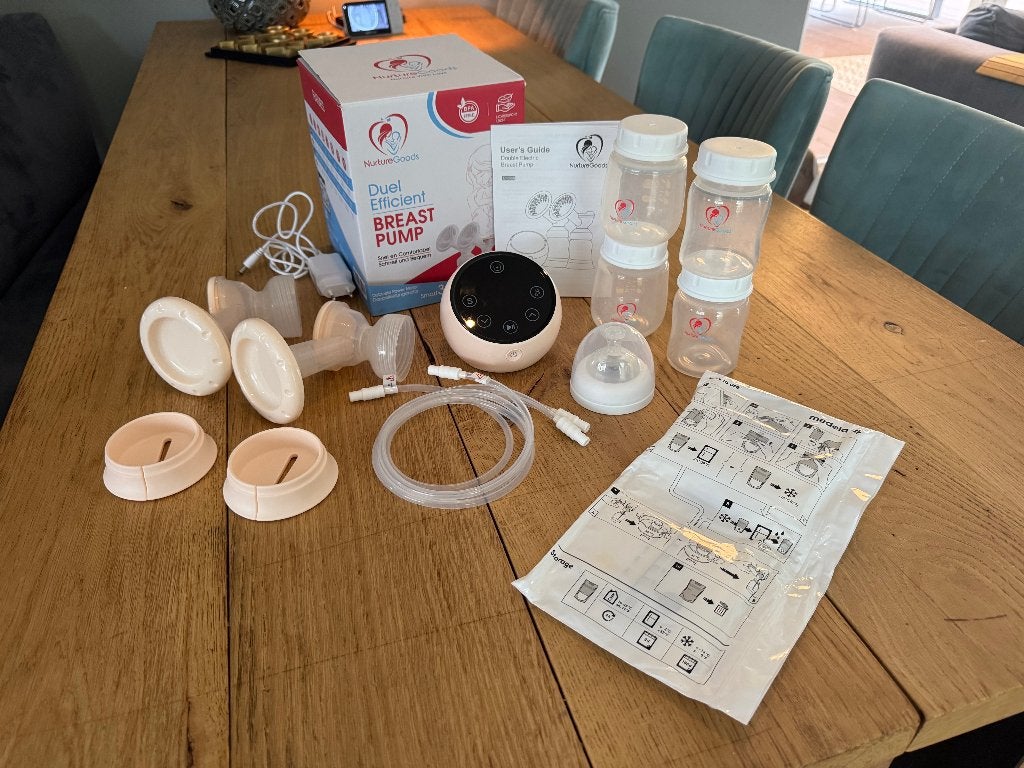 NurtureGoods borstkolf + Medela Moedermelk bewaarzakjes, Ophalen of Verzenden, Zo goed als nieuw, Borstkolf