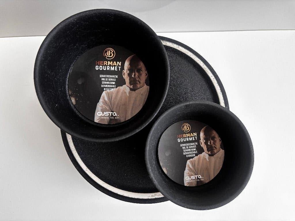 3 stuks:Gusta mat zwarte schalen–Herman den Blijker–NIEUW!!, Huis en Inrichting, Keuken | Servies, Overige materialen, Overige merken