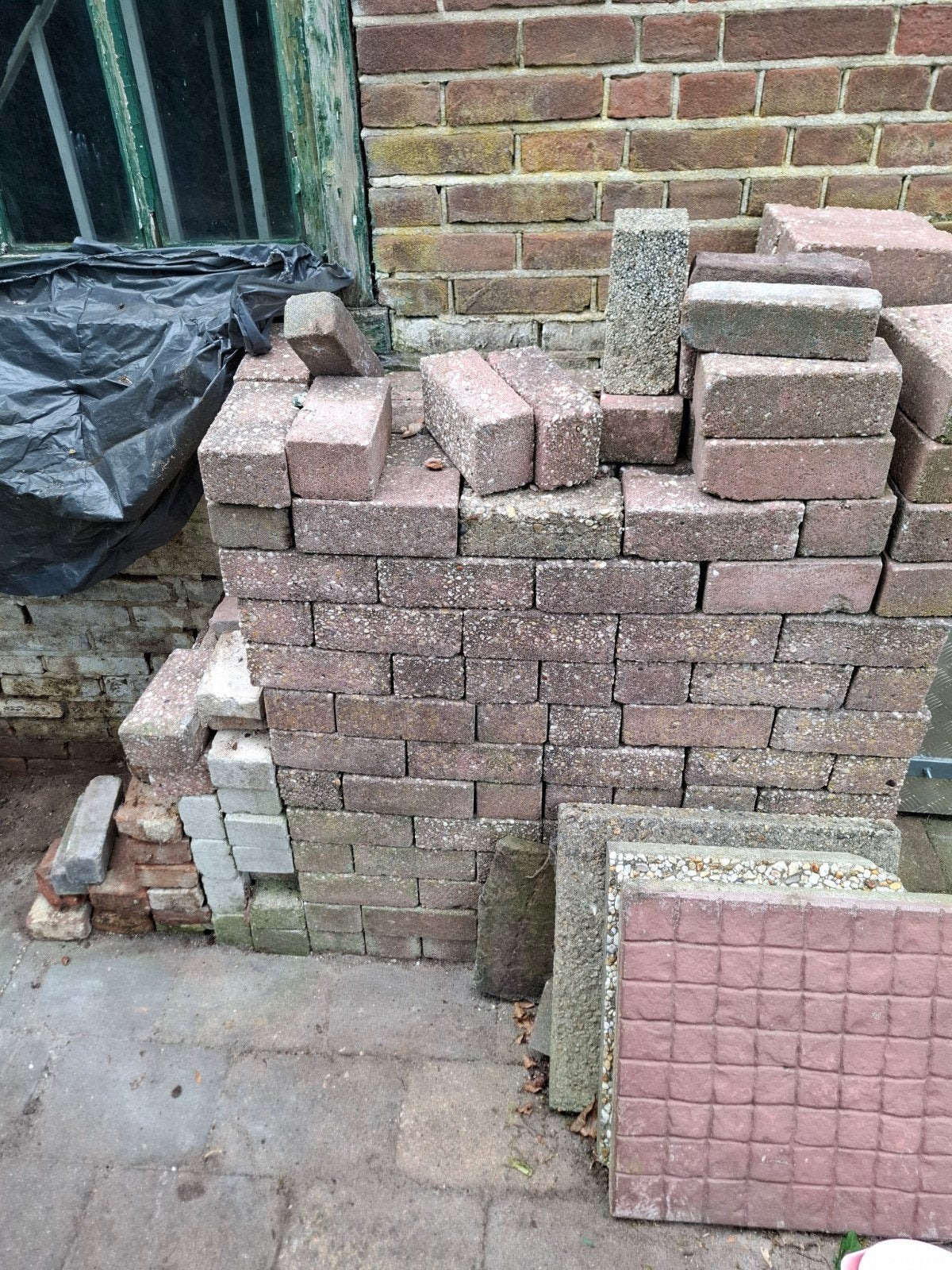 Gebruikte tegels en klinkers voor tuin of oprit, Ophalen, Overige materialen, Gebruikt, Minder dan 20 cm
