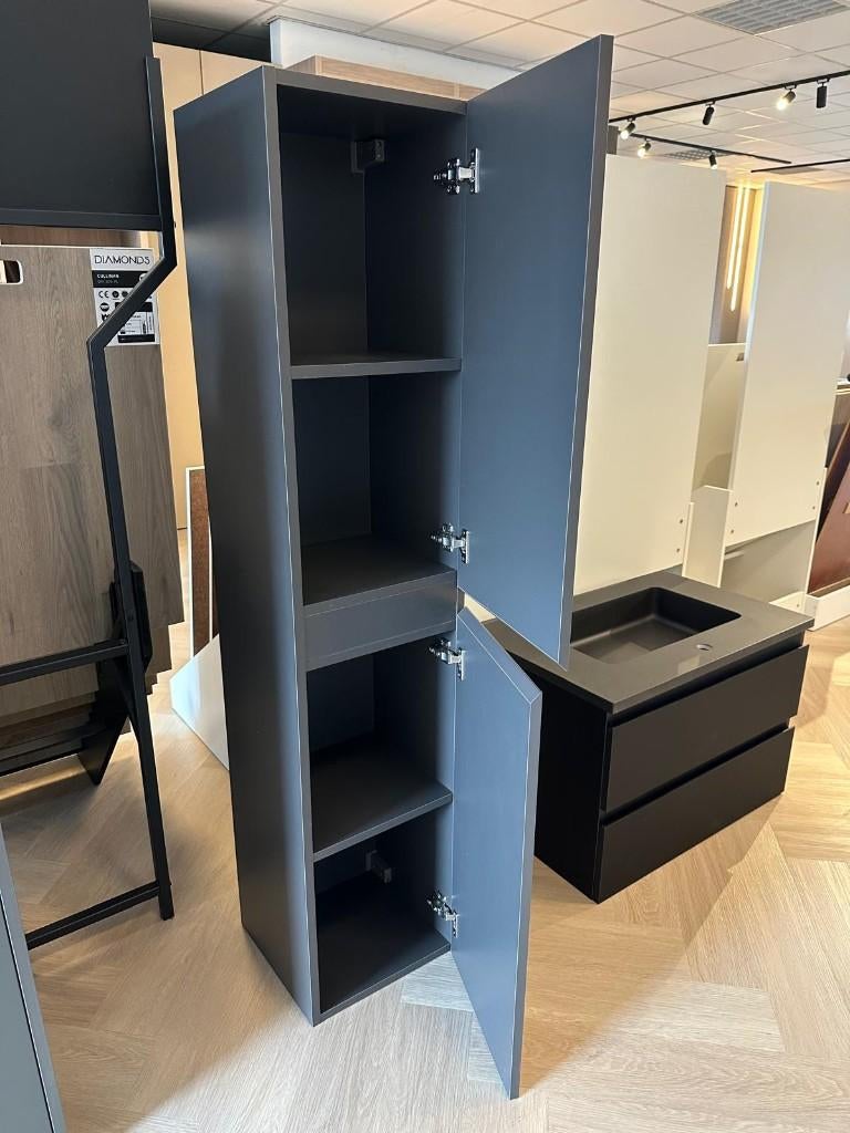 showroom kolomkast 150 euro, Ophalen, (Half)hoge kast, Minder dan 50 cm, Zo goed als nieuw