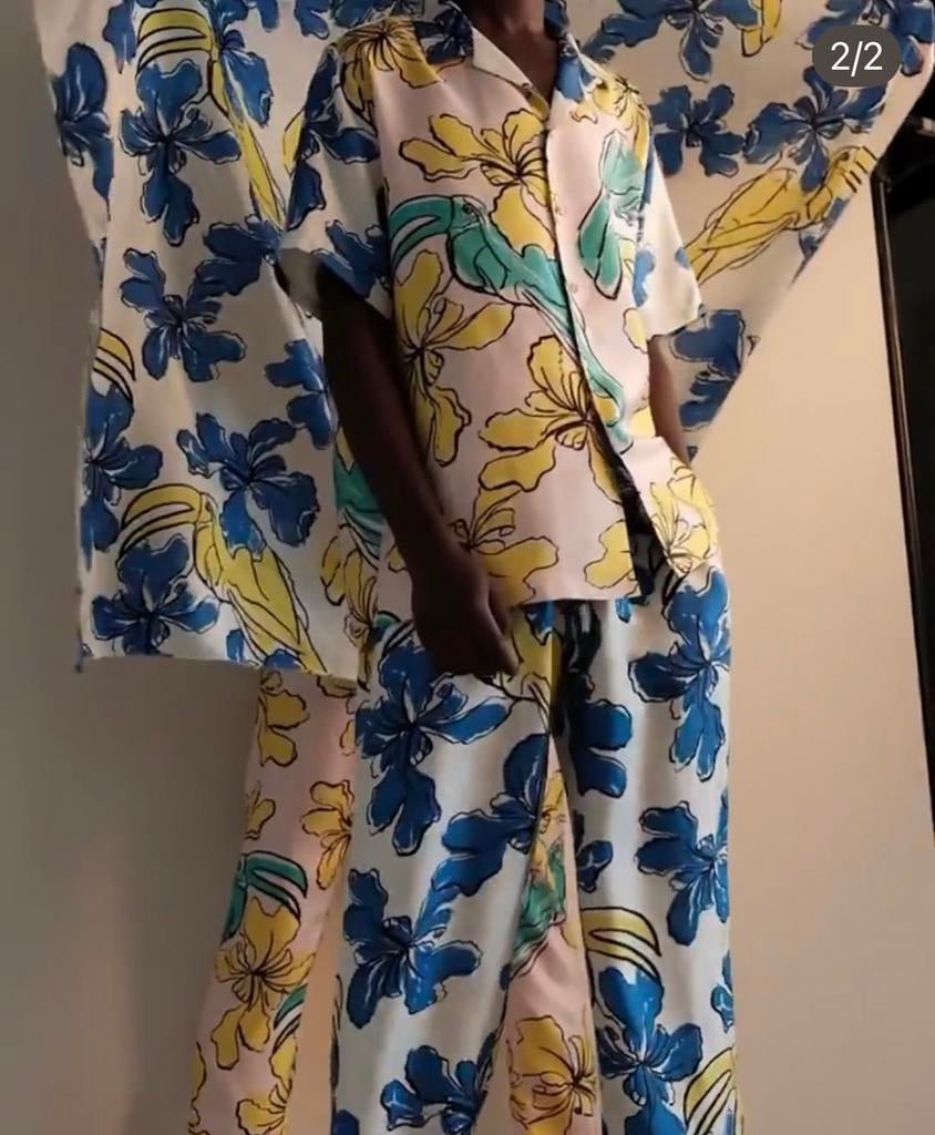 Bananatime zijden blouse en broek set xs en m, Overige kleuren, Ophalen of Verzenden, Zo goed als nieuw, Bananatime