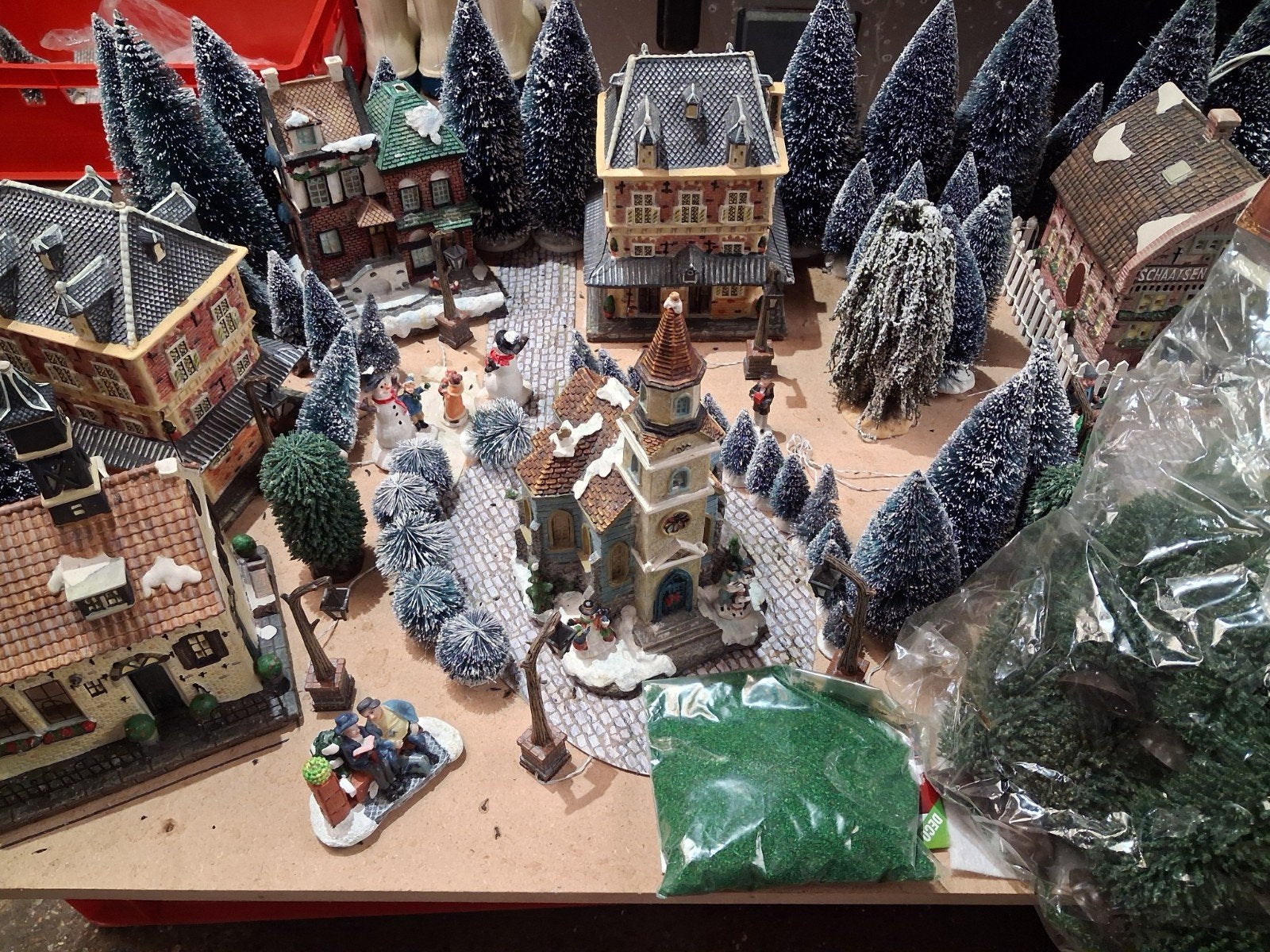 Dickensville kerstdorp. Compleet met verlichting., Diversen, Ophalen, Gebruikt