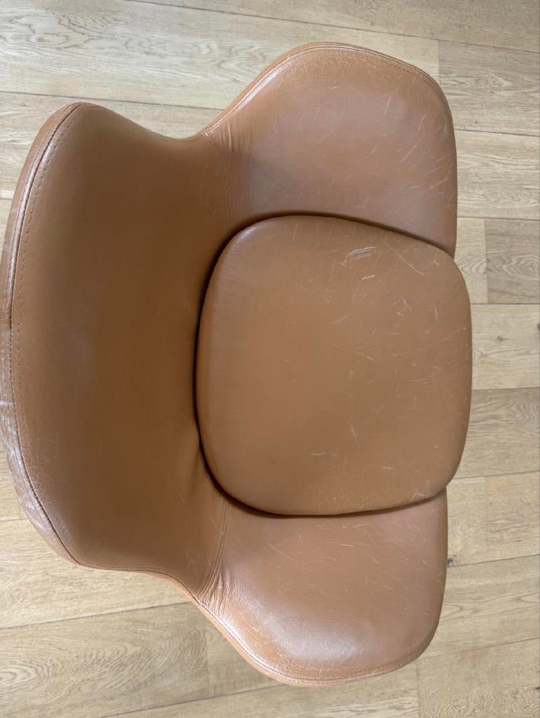 Leren fauteuil - Cognac kleurig, Huis en Inrichting, Fauteuils, Ophalen, Scandinisch, Zo goed als nieuw, 50 tot 75 cm