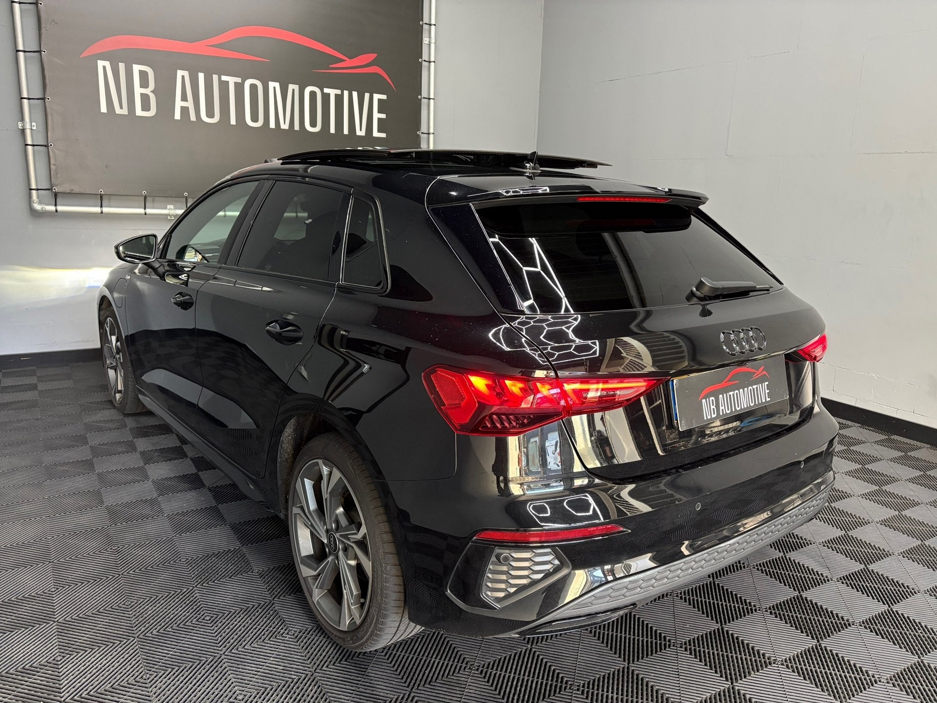 Audi A3 Sportback 45 TFSI e S edition Competition, 1525 kg, Gebruikt, 4 cilinders, 150 pk