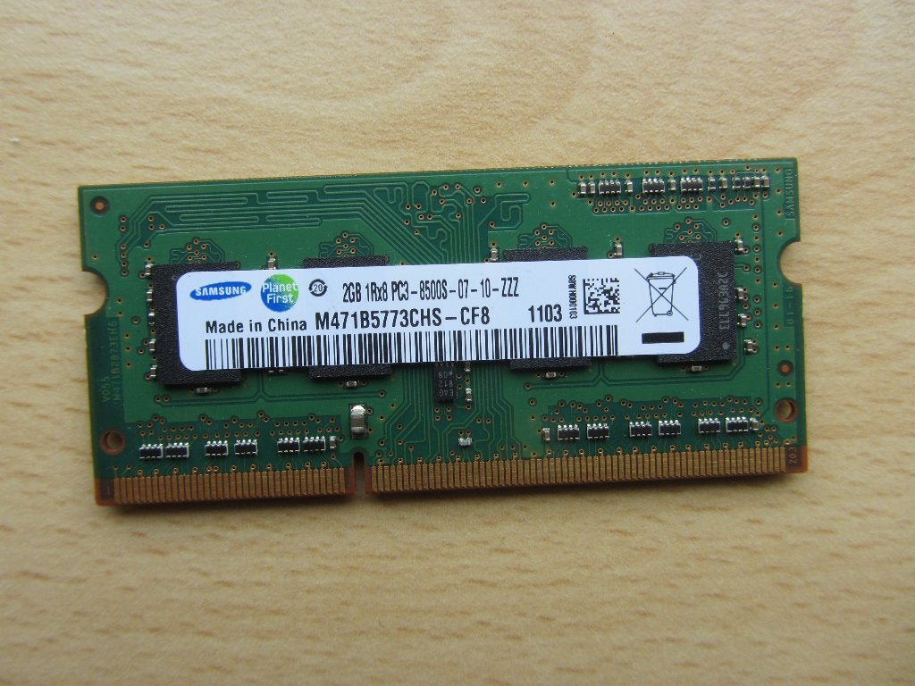 Samsung 2GB PC3-8500 DDR3-1066MHz non-ECC Unbuffered CL7, 1066 MHz, DDR3, Ophalen of Verzenden, Zo goed als nieuw