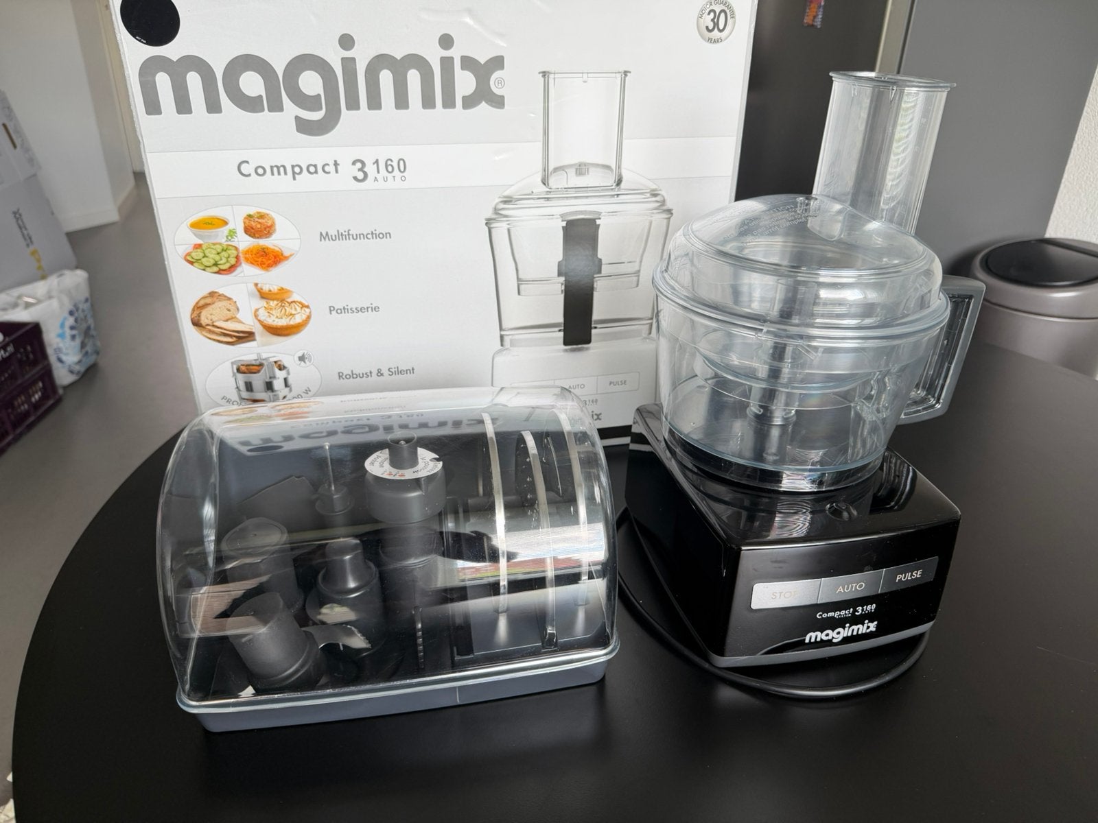 Magimix Compact 3150 Keukenmachine - Zo goed als nieuw, 3 snelheden of meer, Ophalen of Verzenden, Zo goed als nieuw, 2 tot 3 liter