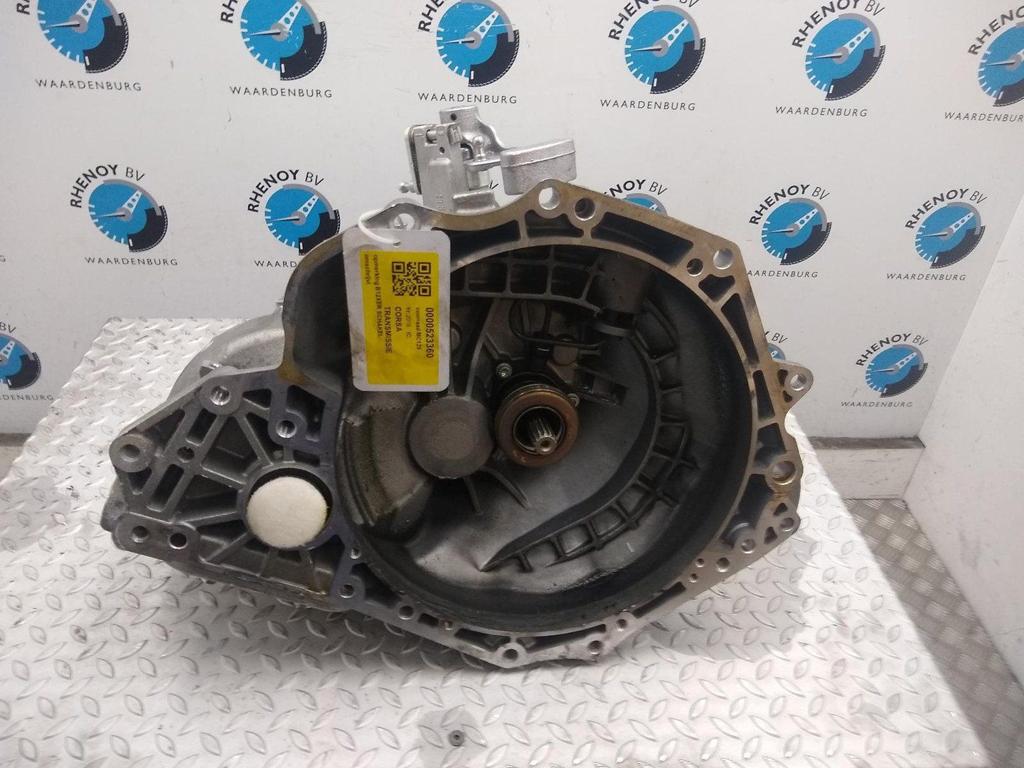 OPEL CORSA TRANSMISSIE / VERSNELLINGSBAK 2016, Ophalen of Verzenden, Gebruikt, Stiba lid