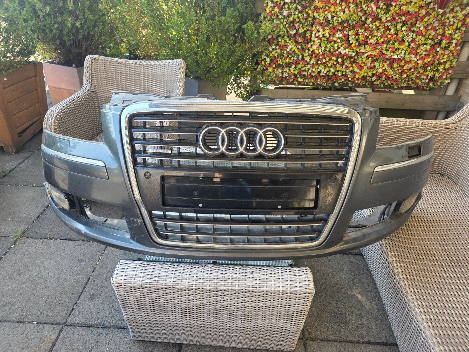 Audi A8 4E D3 Voorbumper FL2 2009, Ophalen of Verzenden