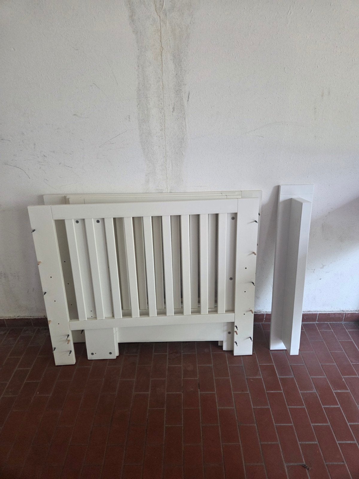 Babybox in zeer goede staat gratis op te halen, Kinderen en Baby's, Boxen, Ophalen of Verzenden, Zo goed als nieuw