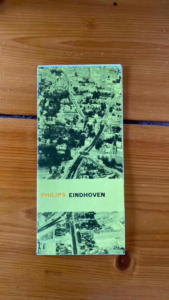 Vintage brochure Philips Eindhoven 1966, Boeken, Catalogussen en Folders, Ophalen of Verzenden, Zo goed als nieuw