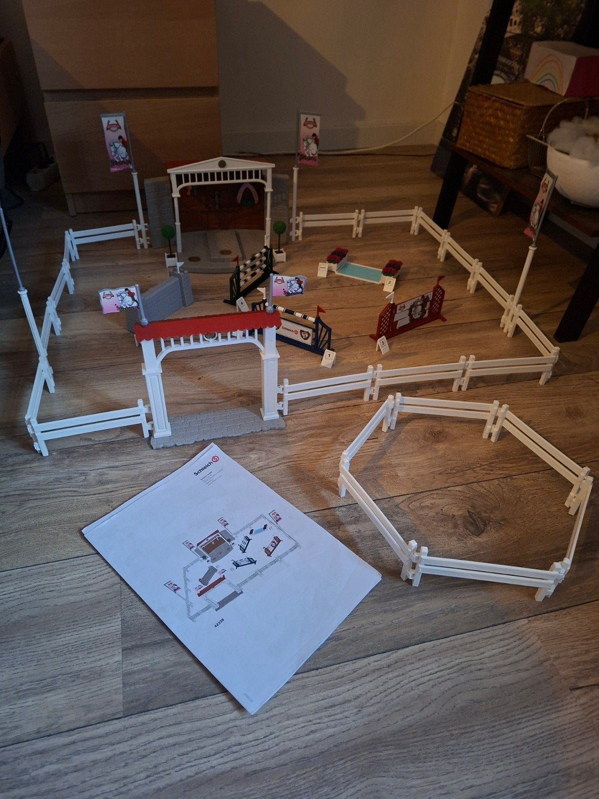 Schleich Paarden Springbak Set 42338 - Zo goed als nieuw, Ophalen, Zo goed als nieuw, Jongen of Meisje