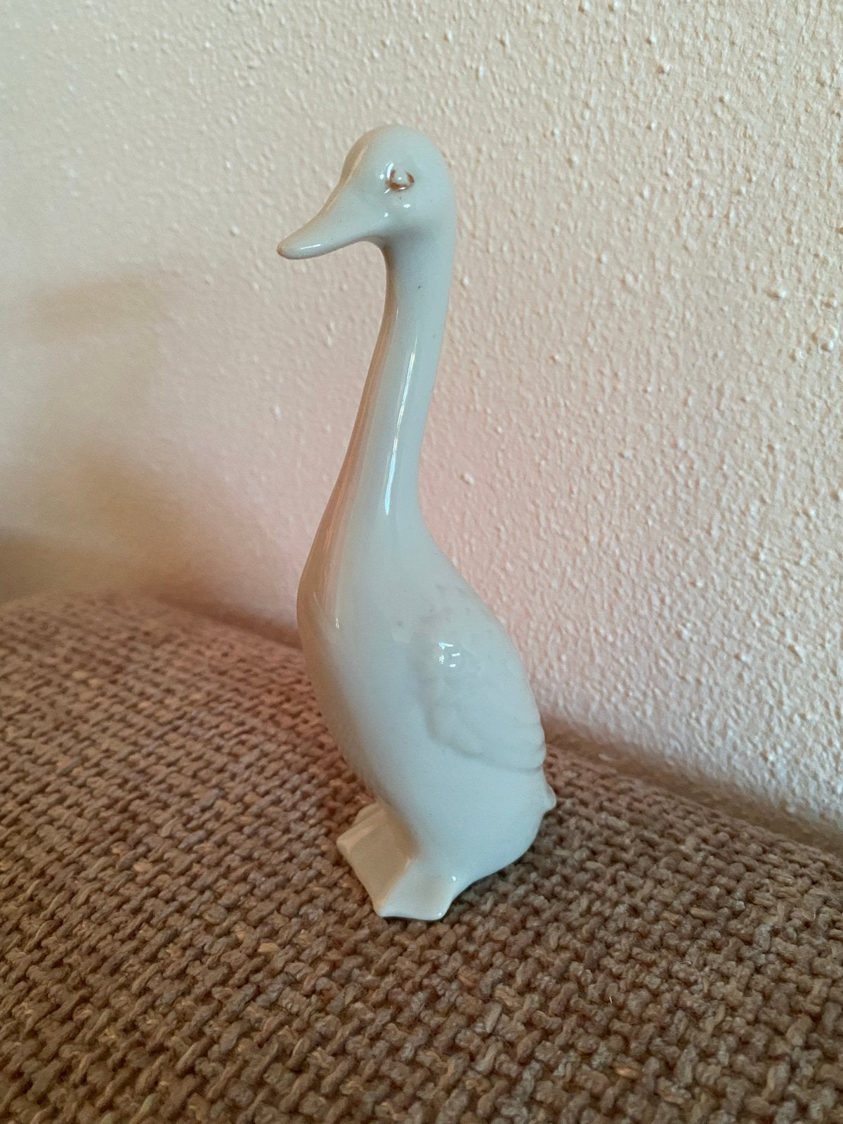 Witte porseleinen eend beeldje gans, Ophalen of Verzenden, Zo goed als nieuw, Dier