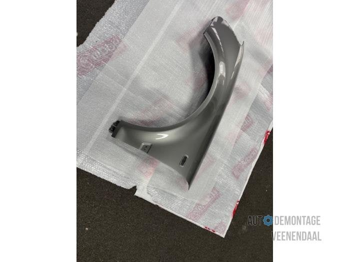 Scherm links-voor van een Audi A4 (LY7Q), -, -, Nieuw, -