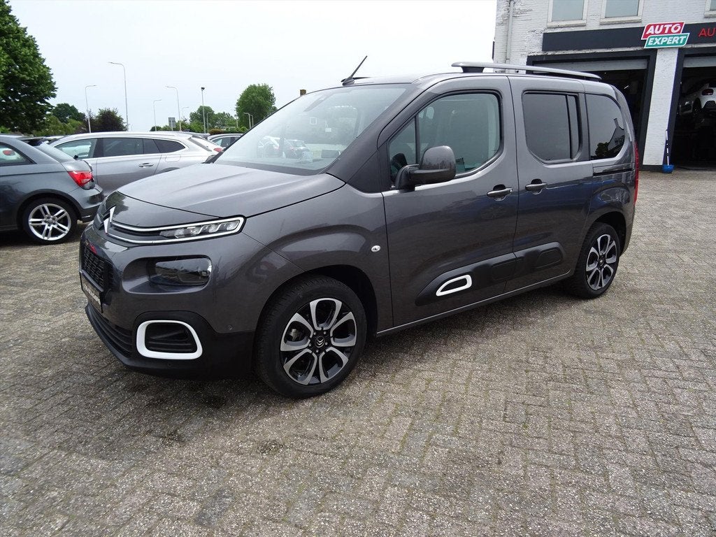 Citroen Berlingo 1.2 PureTech 110pk S&amp;S XL Shine, Auto's, Stof, Gebruikt, Euro 6, 1199 cc