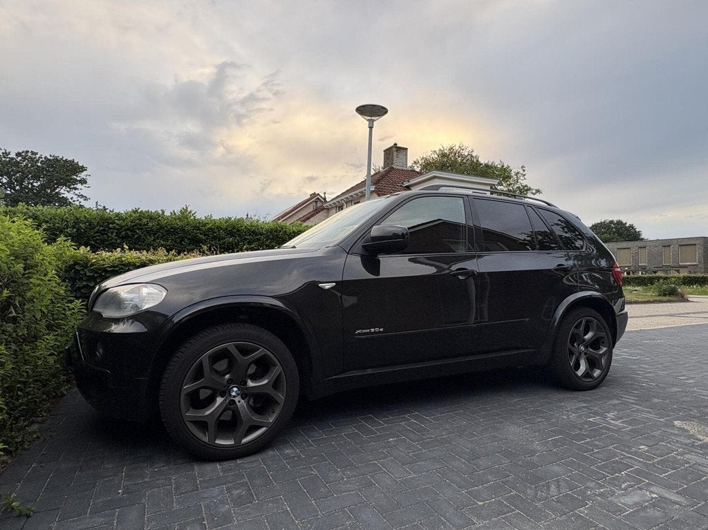 BMW X5 30d M-Sport Grijs Kenteken Youngtimer CarPlay Leder X, Auto's, Gebruikt, Zwart, 2993 cc, Parkeersensor