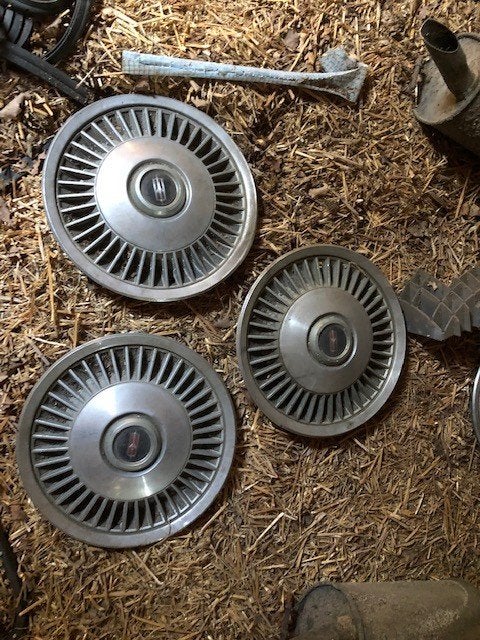 3x wieldop Oldsmobile '66, Auto diversen, Wieldoppen, Ophalen of Verzenden, Gebruikt