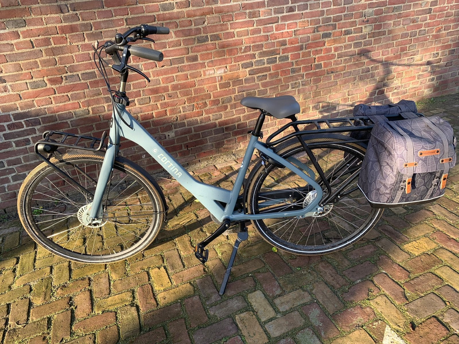 Cortina common family damesfiets, Fietsen en Brommers, Fietsen | Dames | Moederfietsen, Zo goed als nieuw, Versnellingen, 0 zitjes