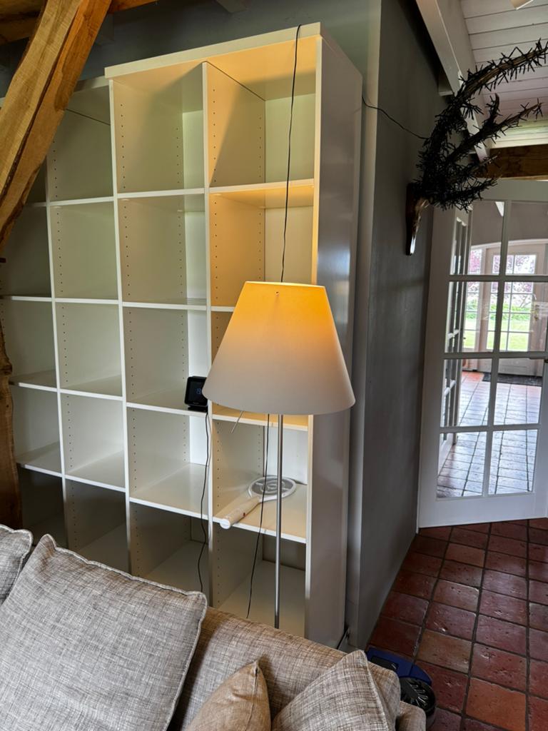 Witte Boekenkast met Veel Opbergruimte, Huis en Inrichting, Ophalen, Gebruikt, 200 cm of meer, 200 cm of meer