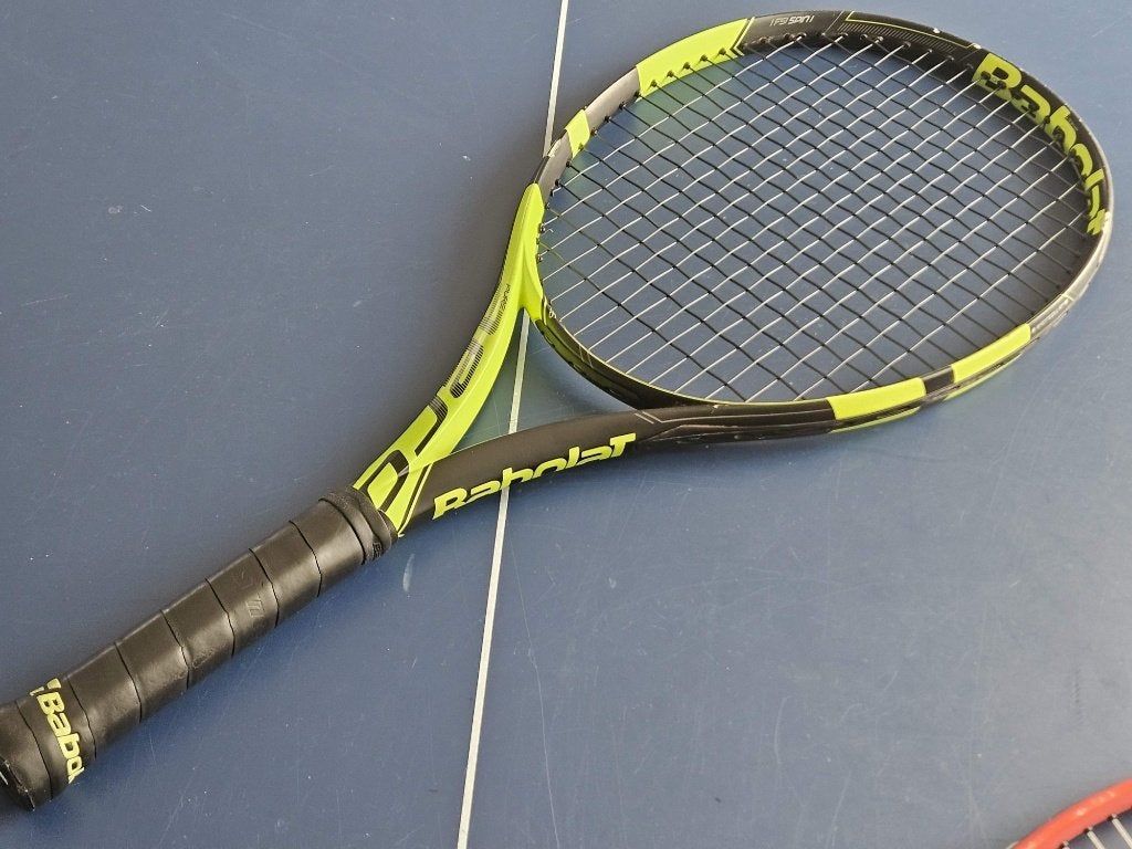 Babolat Pure Aero Junior 26 tennis racket (age 10+), Gebruikt, Ophalen of Verzenden, L0, Racket