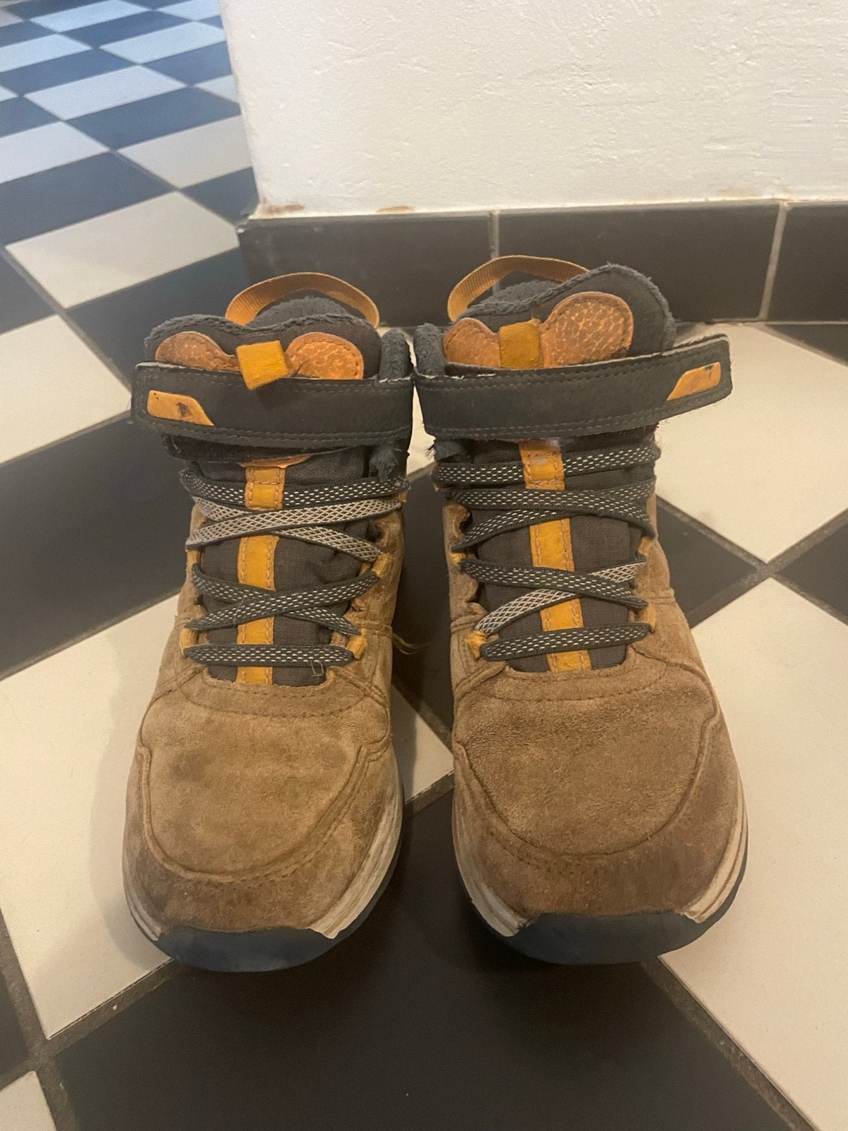 Jongens bergschoenen maat 31, Ophalen, Gebruikt, Schoenen