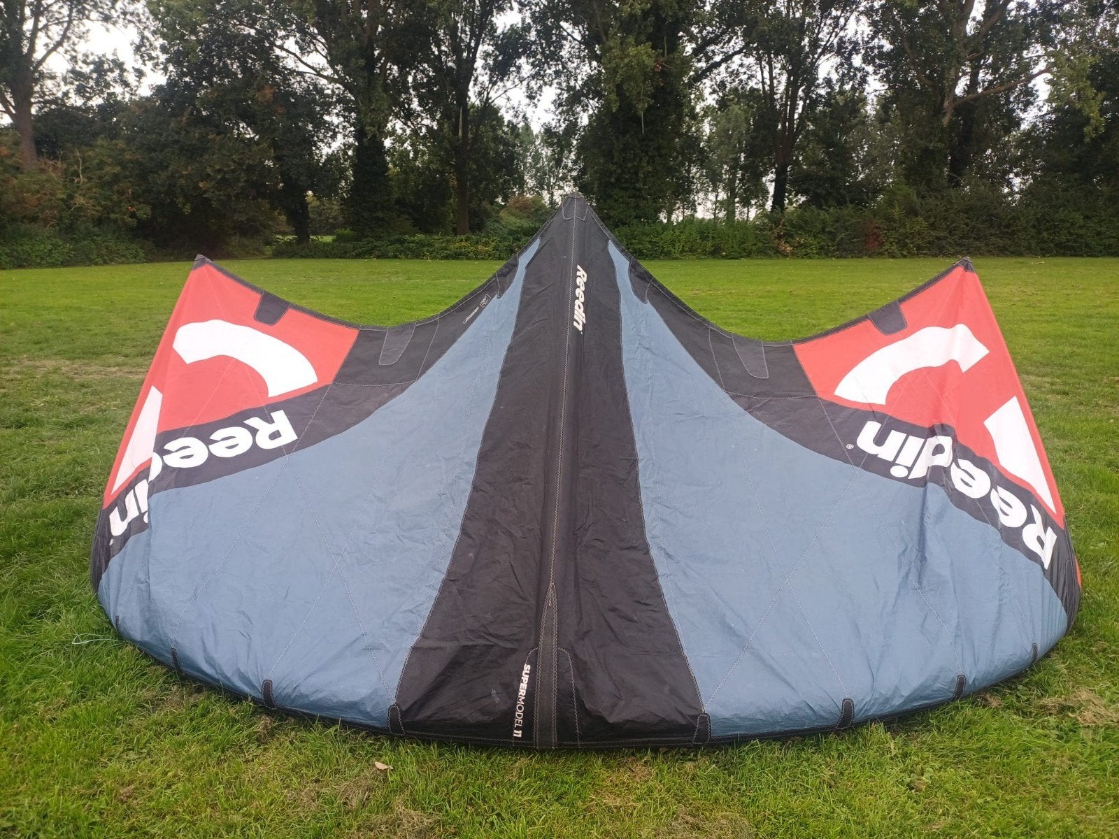 Reedin 11m kite - Gebruikt maar in goede staat, Watersport en Boten, Gebruikt, Geen board, Kite, 11 m²