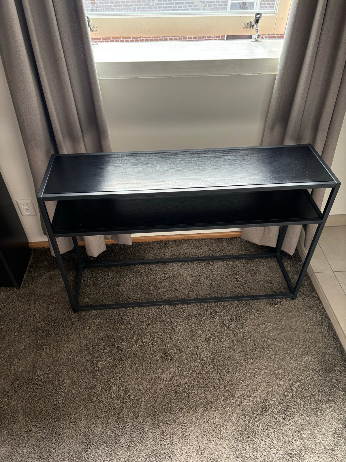Zwart metalen console tafel met houten blad en plank, Metaal of Aluminium, Ophalen of Verzenden, Zo goed als nieuw, 75 cm of meer