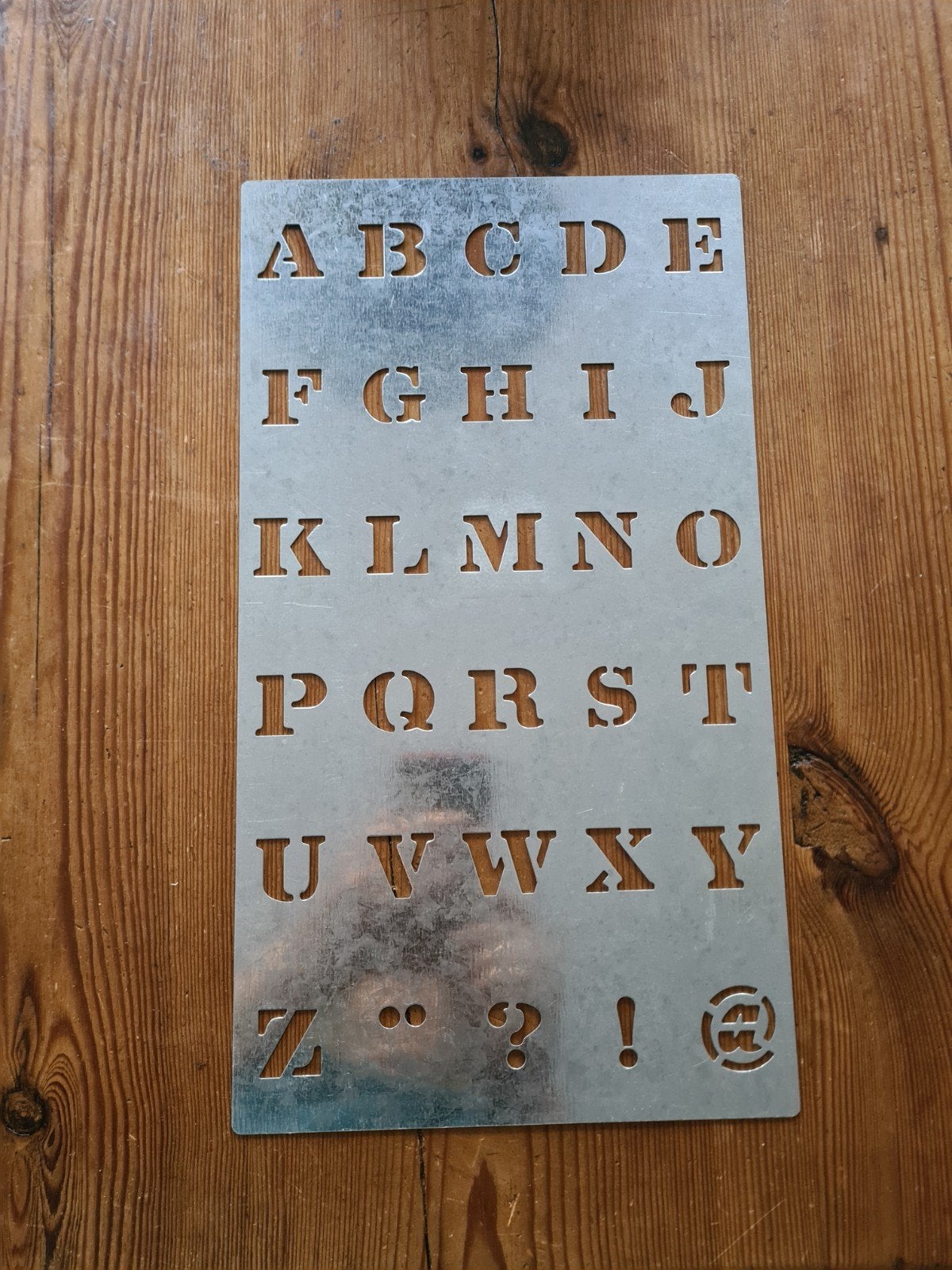 metalen stencil/sjabloonplaat met letters, Ophalen of Verzenden, Nieuw