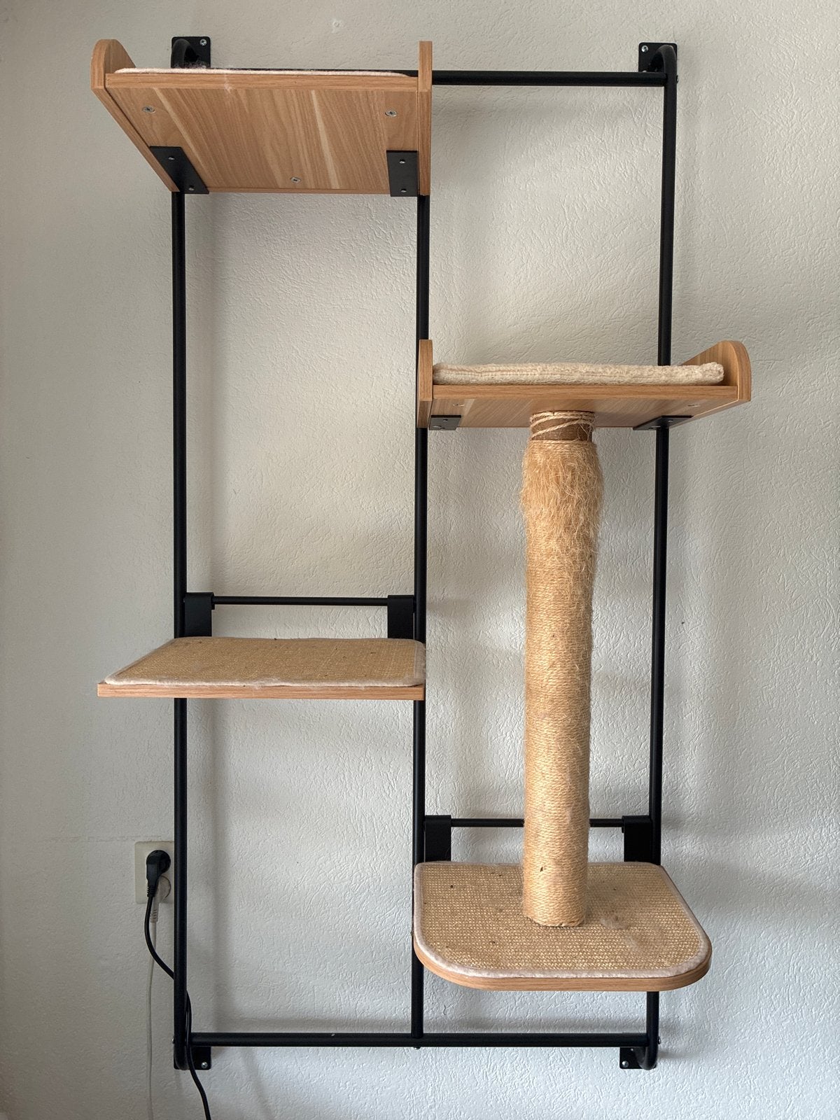 Intratuin kattenwandmeubel bruin 75 x 35 x 160 cm, Ophalen, Gebruikt, Krabplank