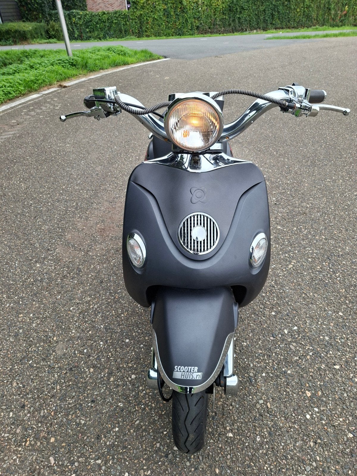AGM Joy Scooter - Mat Zwart, Zo goed als nieuw, Ophalen, Zo goed als nieuw, AGM, Benzine