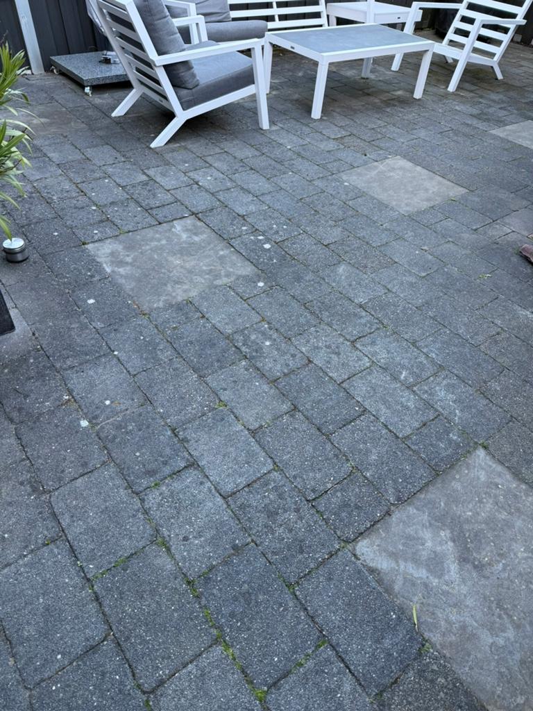Ongeveer 42m2 terras stenen,samen eruit halen, Tuin en Terras, Ophalen, Gebruikt, Beton, Klinkers