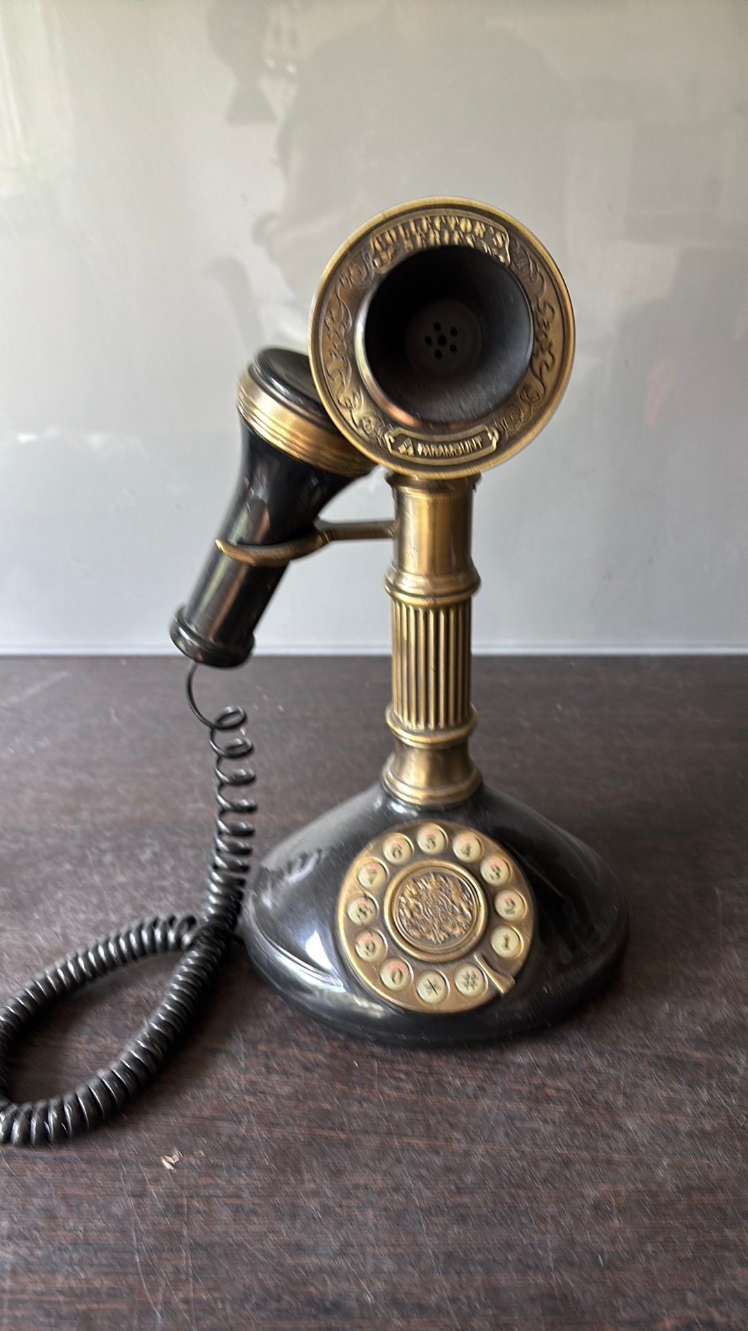 Oude niet werkende telefoon, Ophalen, Niet werkend